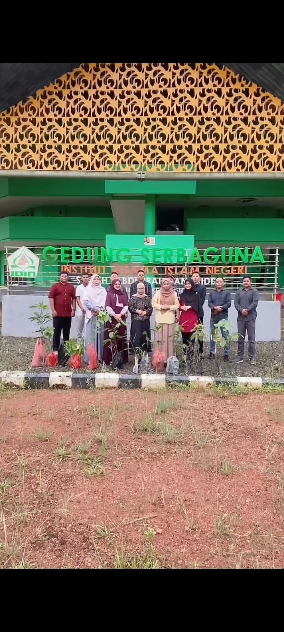 14 CPNS Baru IAIN SAS Babel Tanam Pohon, Wujudkan Gerakan Nasional Kemenag Berdampak