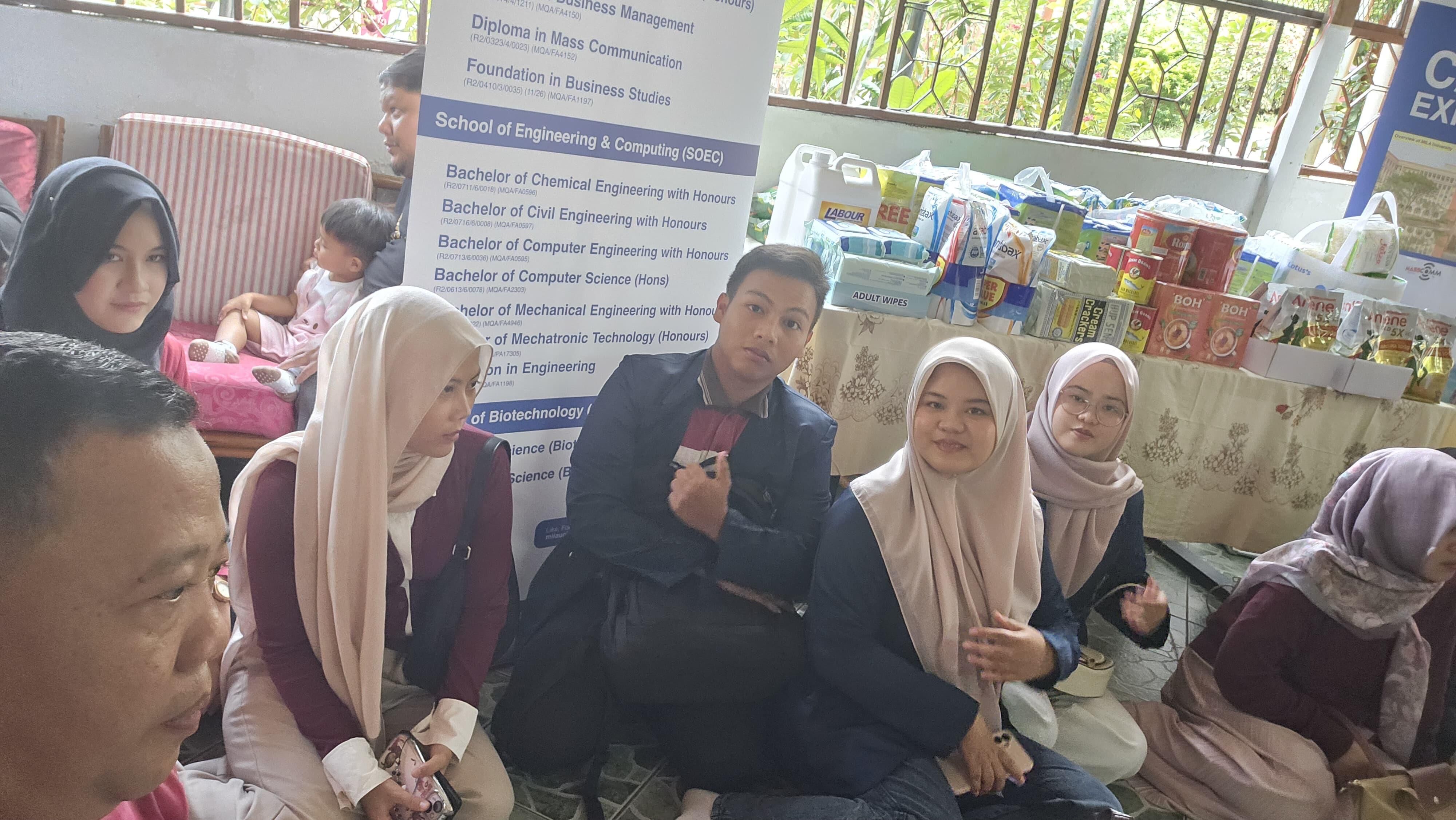 Tiga Mahasiswa FSEI IAIN SAS Babel Gelar Pengabdian Masyarakat di Pusat Jagaan Lansia Selangor-Malaysia