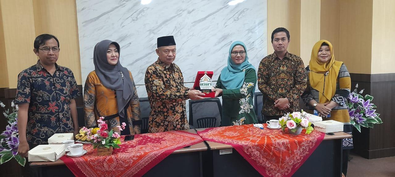 Perkuat Sistem Pengelolaan Fakultas, Fakultas Tabiyah IAIN SAS Babel Benchmarking ke Tarbiyah UIN Raden Mas Said Surakarta
