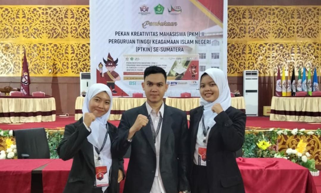 Debat Konstitusi PKM II Se-Sumatera Sumbangkan Perak untuk Kontingen IAIN SAS Babel