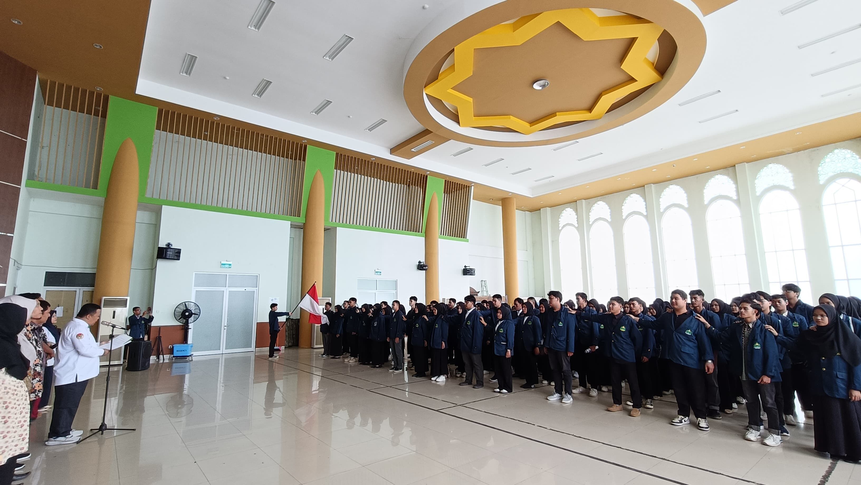 Dekan FSEI Resmi Lantik Pengurus Ormawa Baru Masa Jabatan 2025