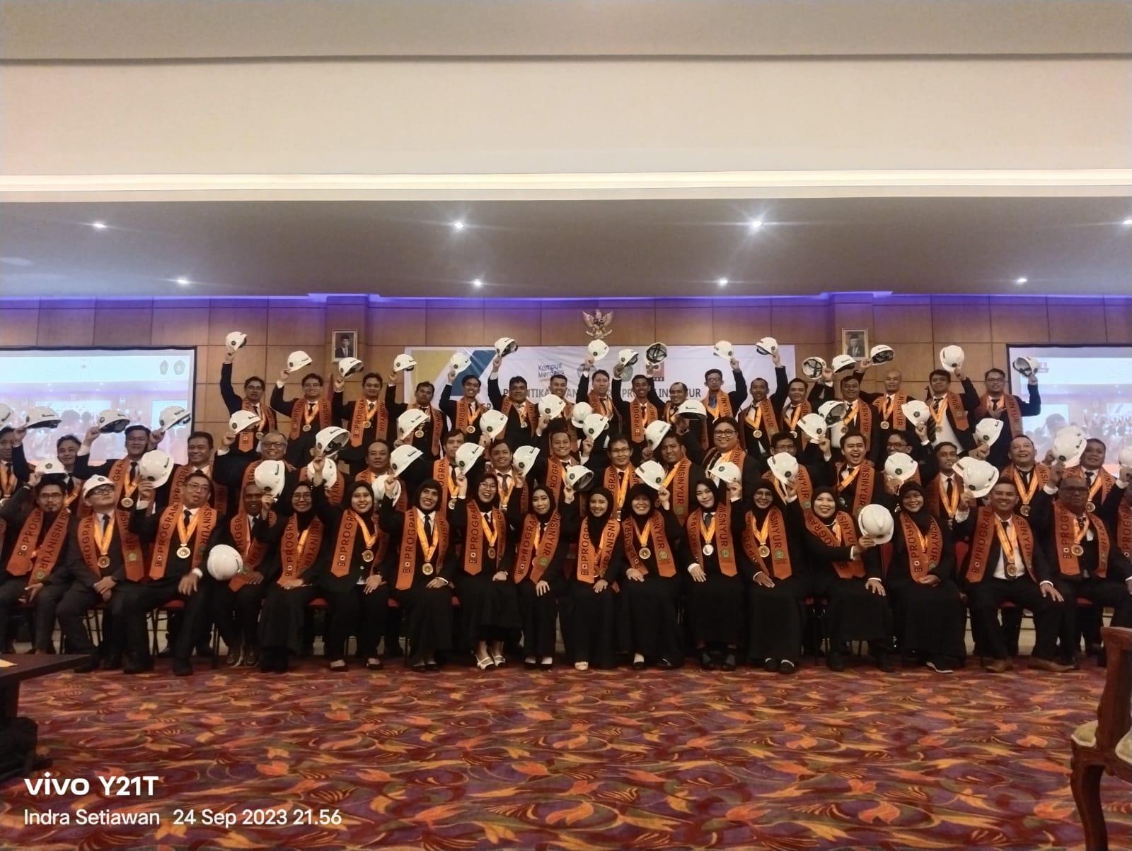 Dosen FSEI IAIN SAS Babel Raih Gelar Insinyur, Satu-satunya Dari Bangka Belitung