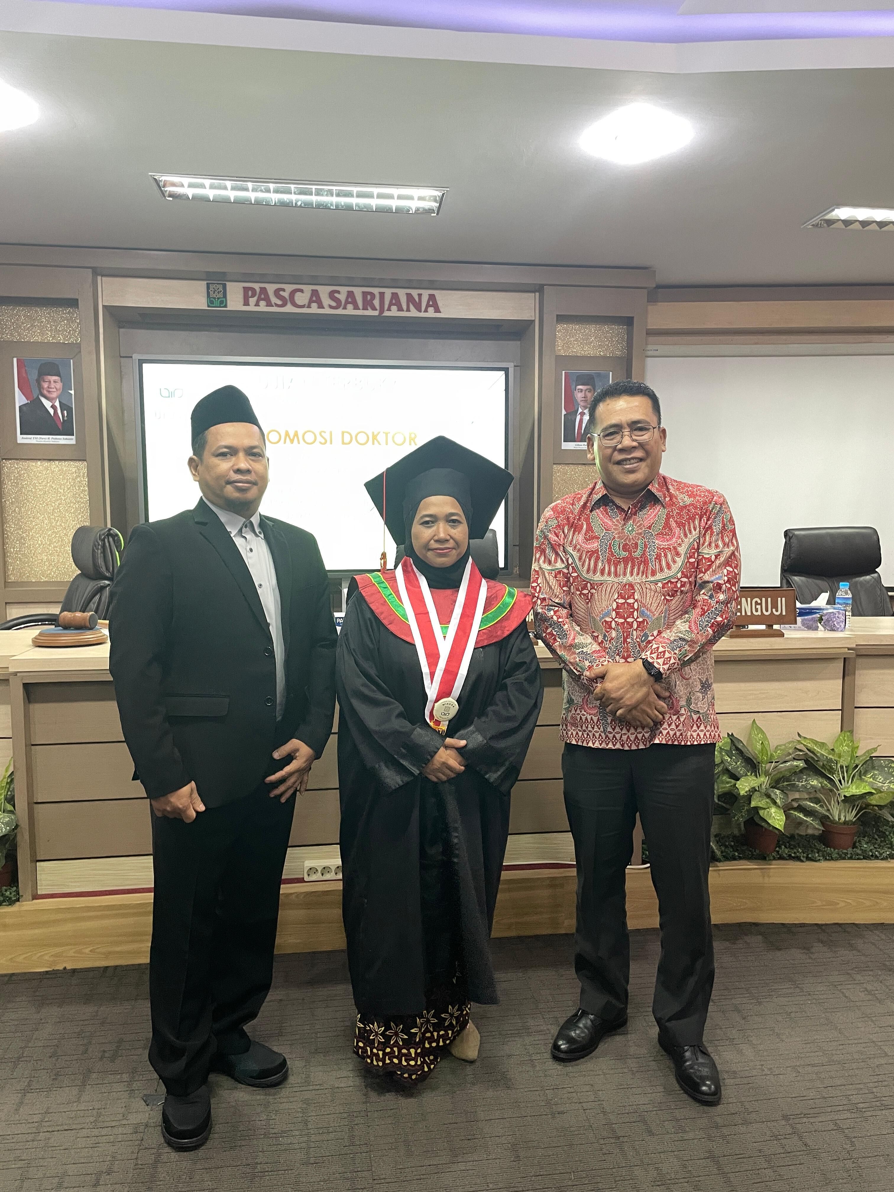 Dosen PIAUD IAIN SAS, Dr. Sriyati Dwi Astuti Raih Gelar Doktor dengan Predikat Cumlaude di UIN Sunan Kalijaga Yogyakarta