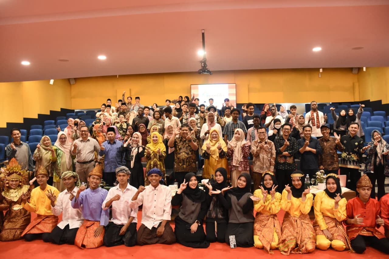 Dua Mahasiswa IAIN SAS Bangka Belitung Ikuti Kegiatan Mahasiswa Internasional Grafitaci di UIN Raden Fatah Palembang