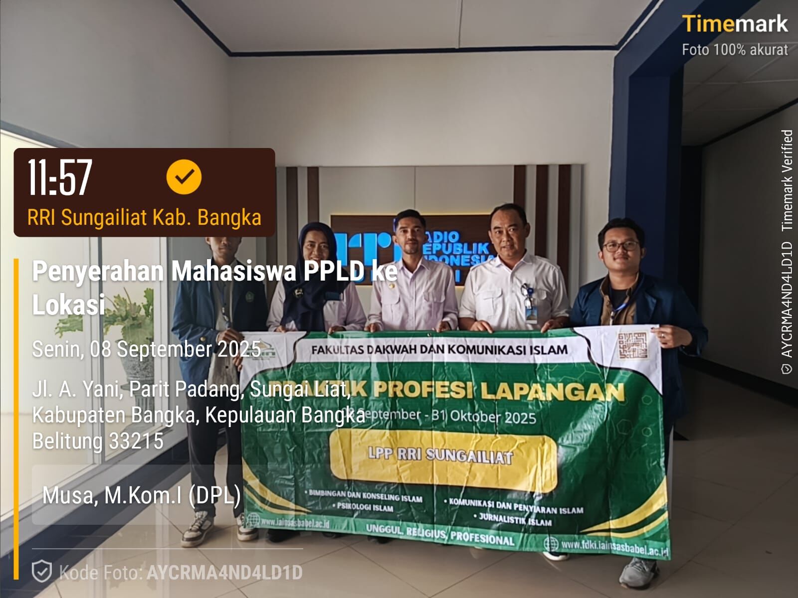 Dua Mahasiswa KPI FDKI IAIN SAS Babel PPL di RRI Sungailiat