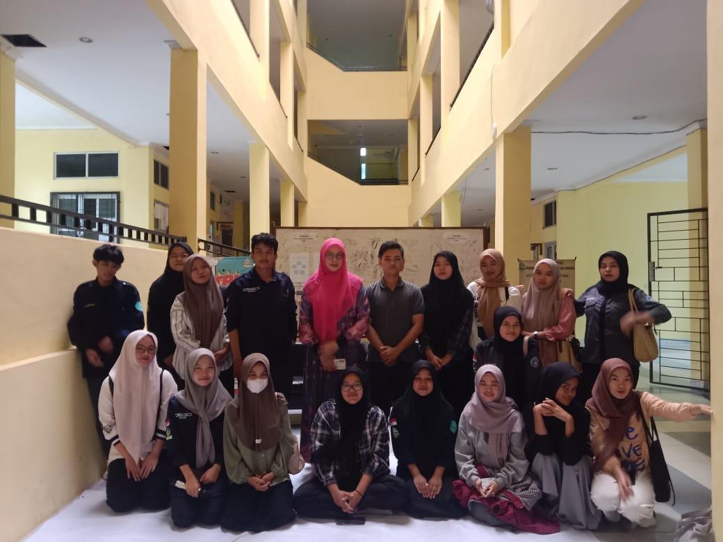 Hima Prodi TBI IAIN SAS Babel Sukses Adakan English Fun Club