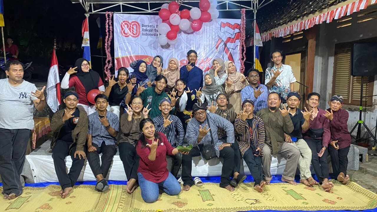 KKN Nusantara Kelompok 17 Ikut Meriahkan Tirakatan HUT ke-80 RI di Padukuhan Semak