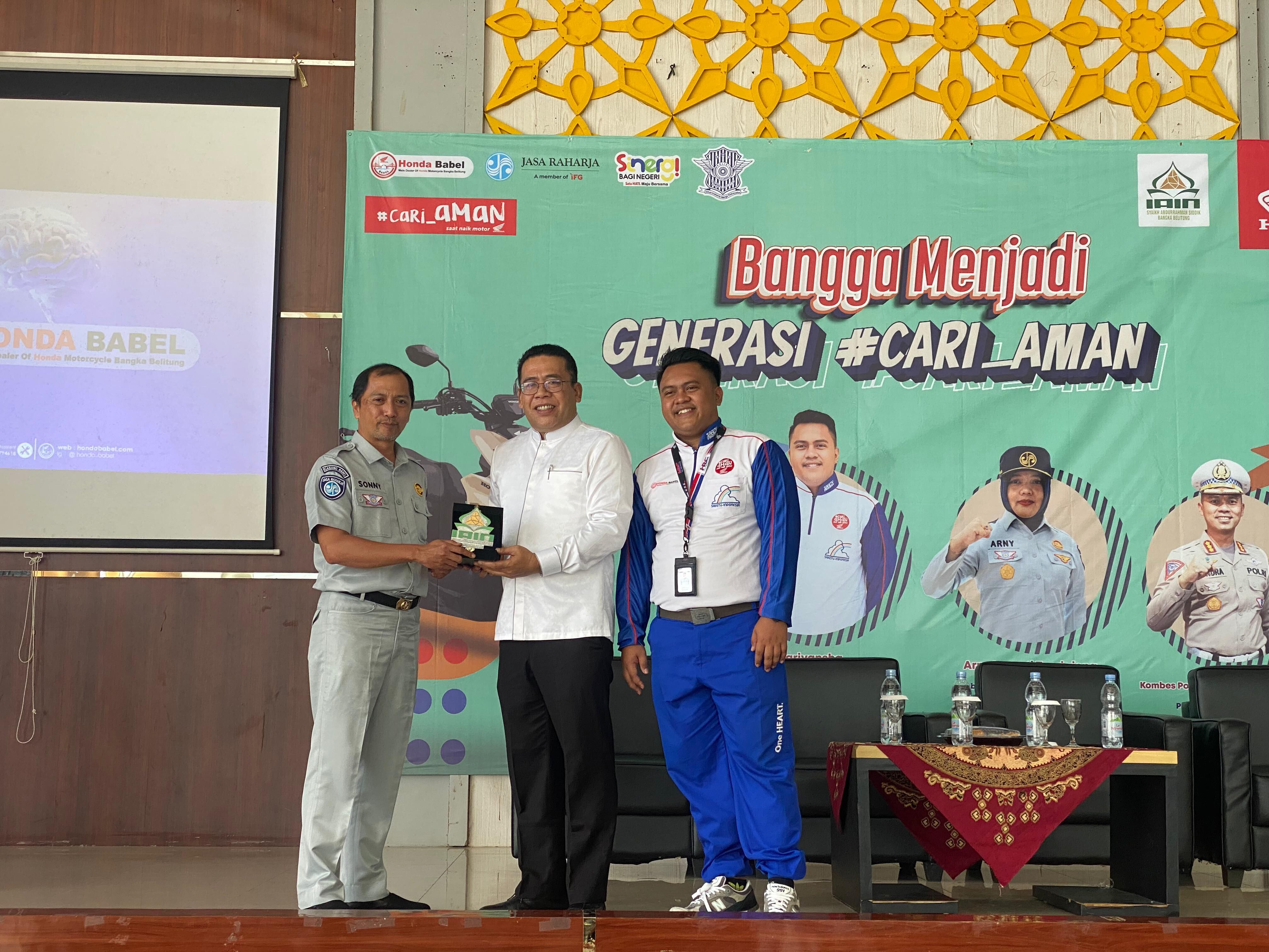 Mahasiswa IAIN SAS Babel Antusias Ikuti Sosialisasi Safety Riding Bersama Jasa Raharja, Polda, dan Honda Babel