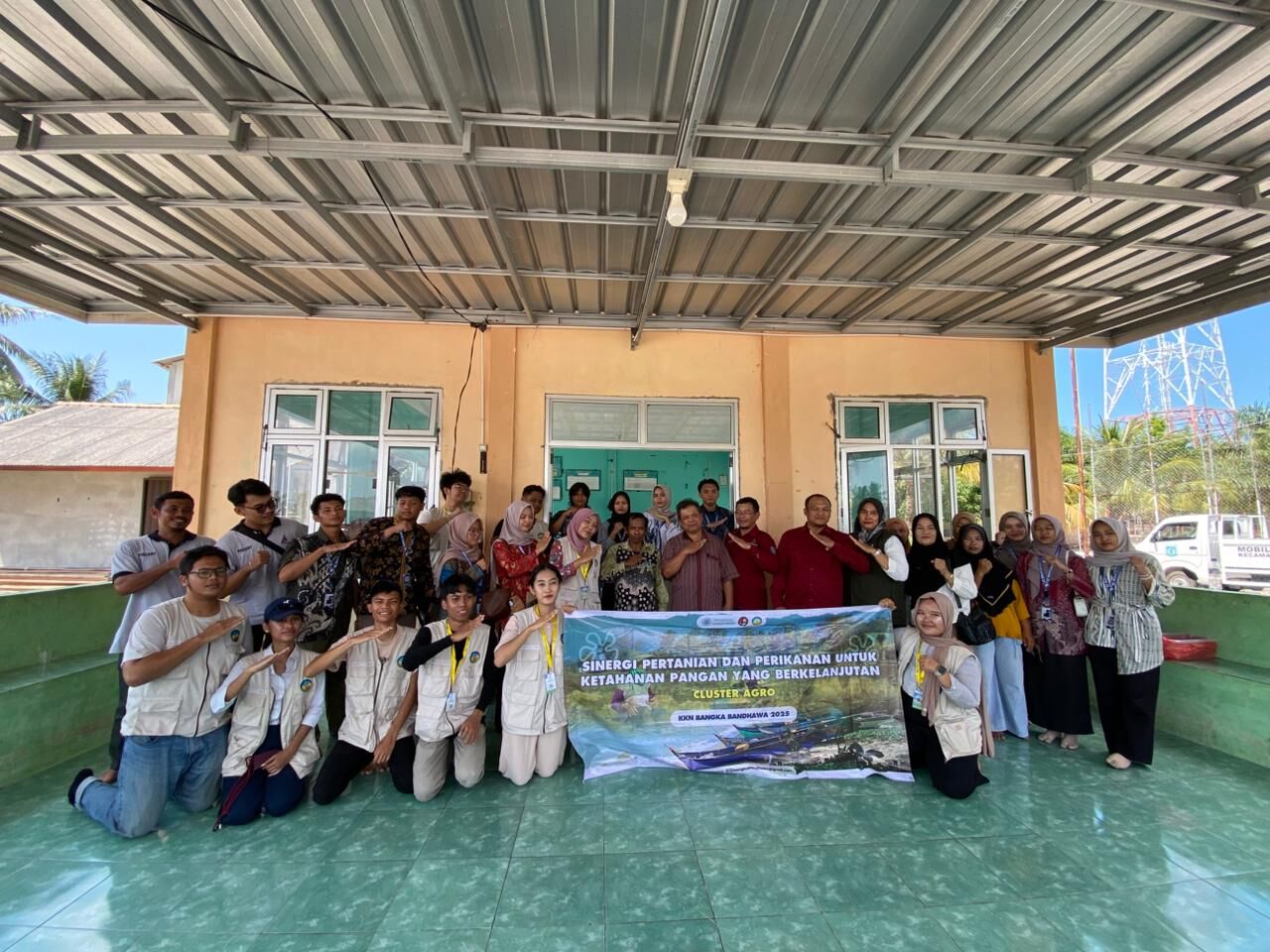 Mahasiswa IAIN SAS Babel Kunjungi KKN-PPM UGM Bangka Bandhawa di Desa Batu Beriga: Perkuat Sinergi Pertanian dan Perikanan untuk Ketahanan Pangan Berkelanjutan