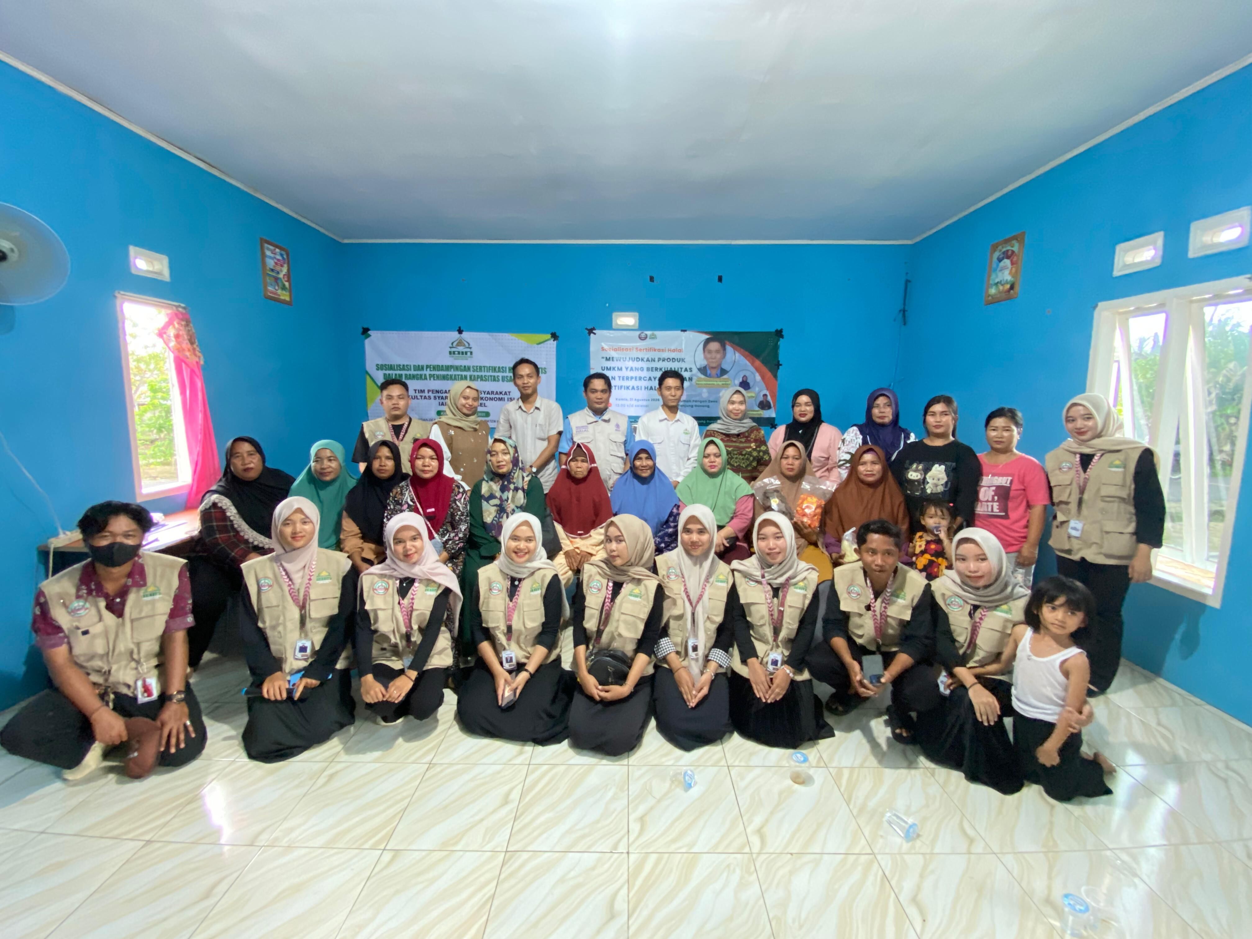 Mahasiswa KKN IAIN SAS Babel Kelompok 11 Gelar Sosialisasi Sertifikasi Halal Gratis UMKM Desa Tanjung Gunung