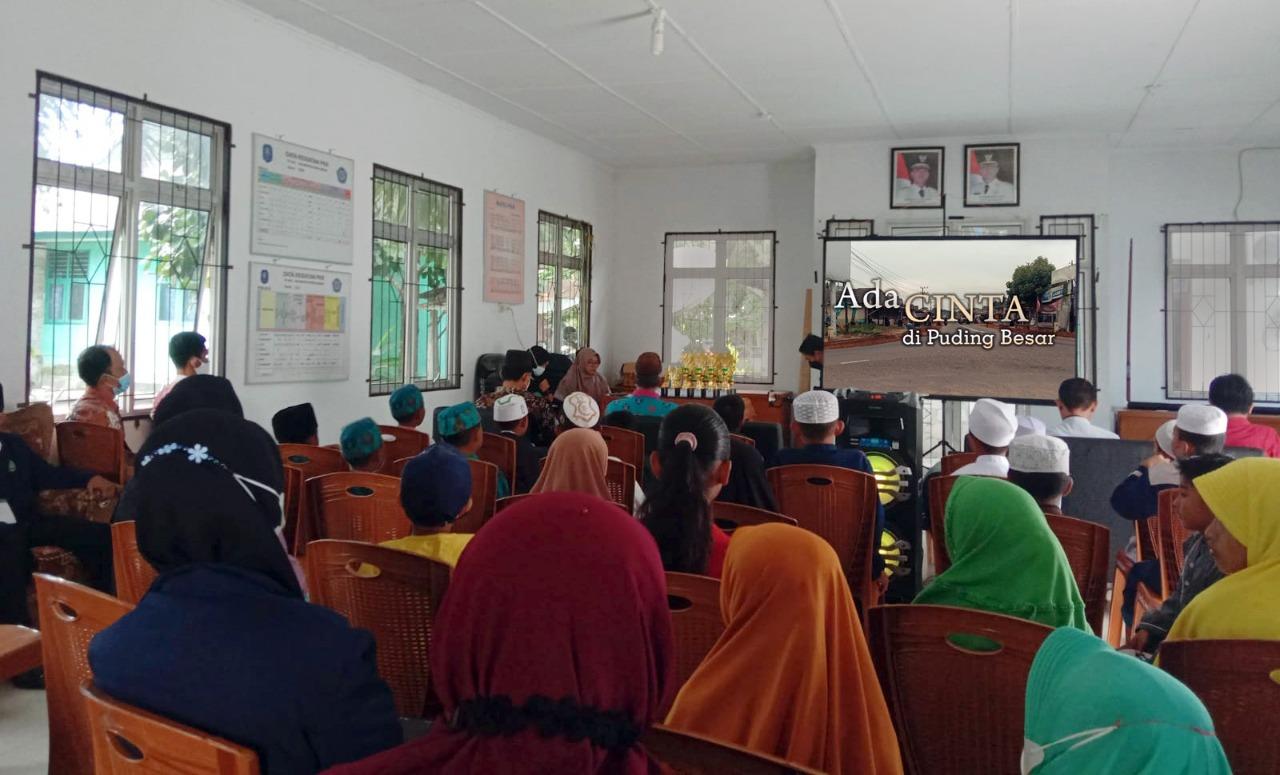 Mahasiswa  KKN IAIN SAS Bangka Belitung Kelompok 41 Launching  Film