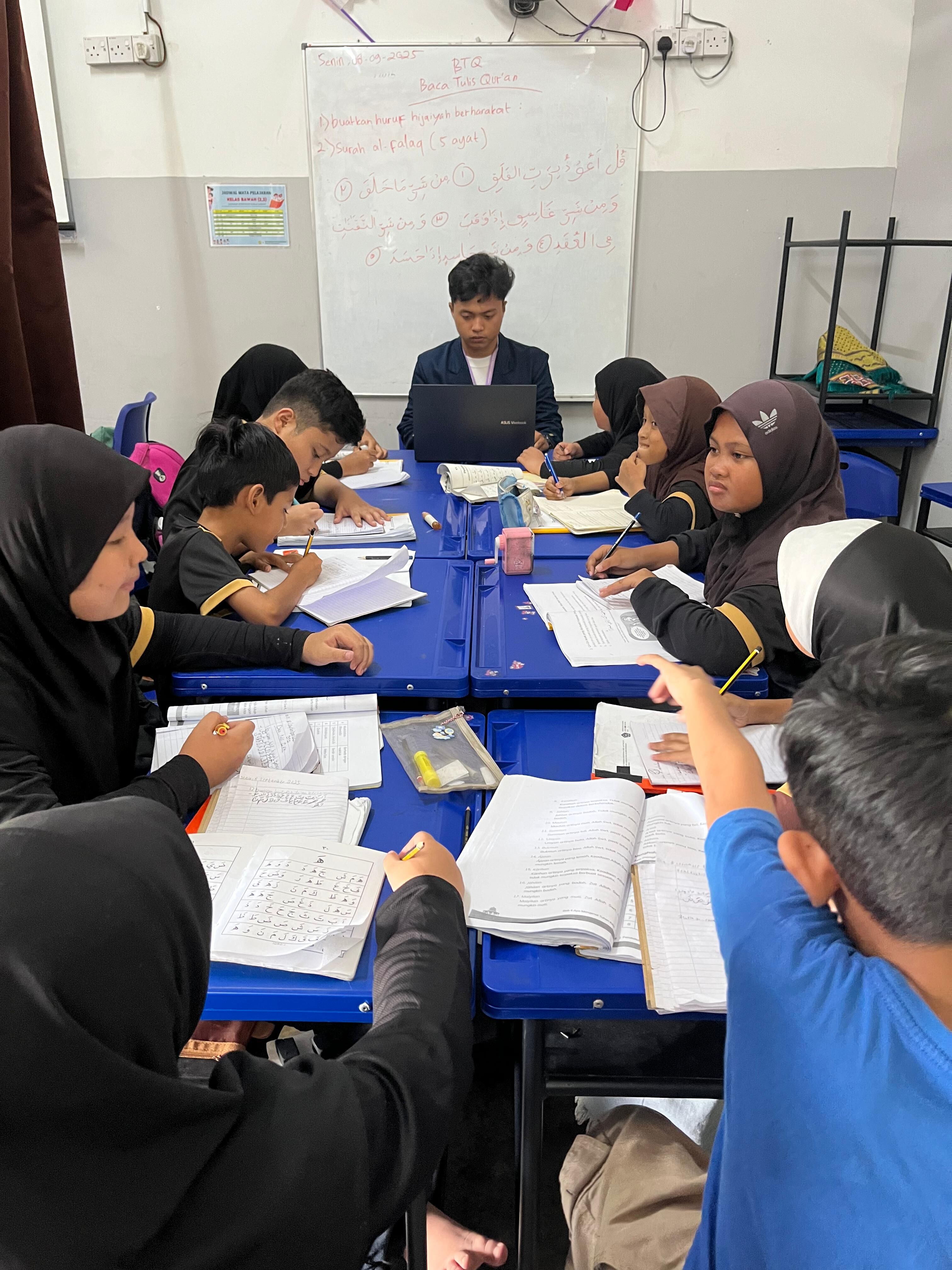 Mahasiswa KKN Internasional IAIN SAS Babel dan UIN Jakarta Laksanakan Program Berdampak di Malaysia