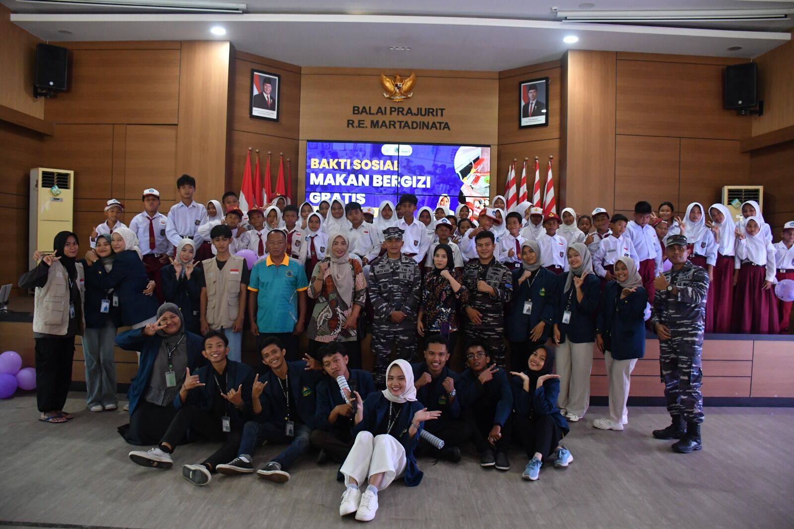 Mahasiswa KKN Ketahanan Pangan IAIN SAS Babel  dan Mako Lanal Gelar Bakti Sosial