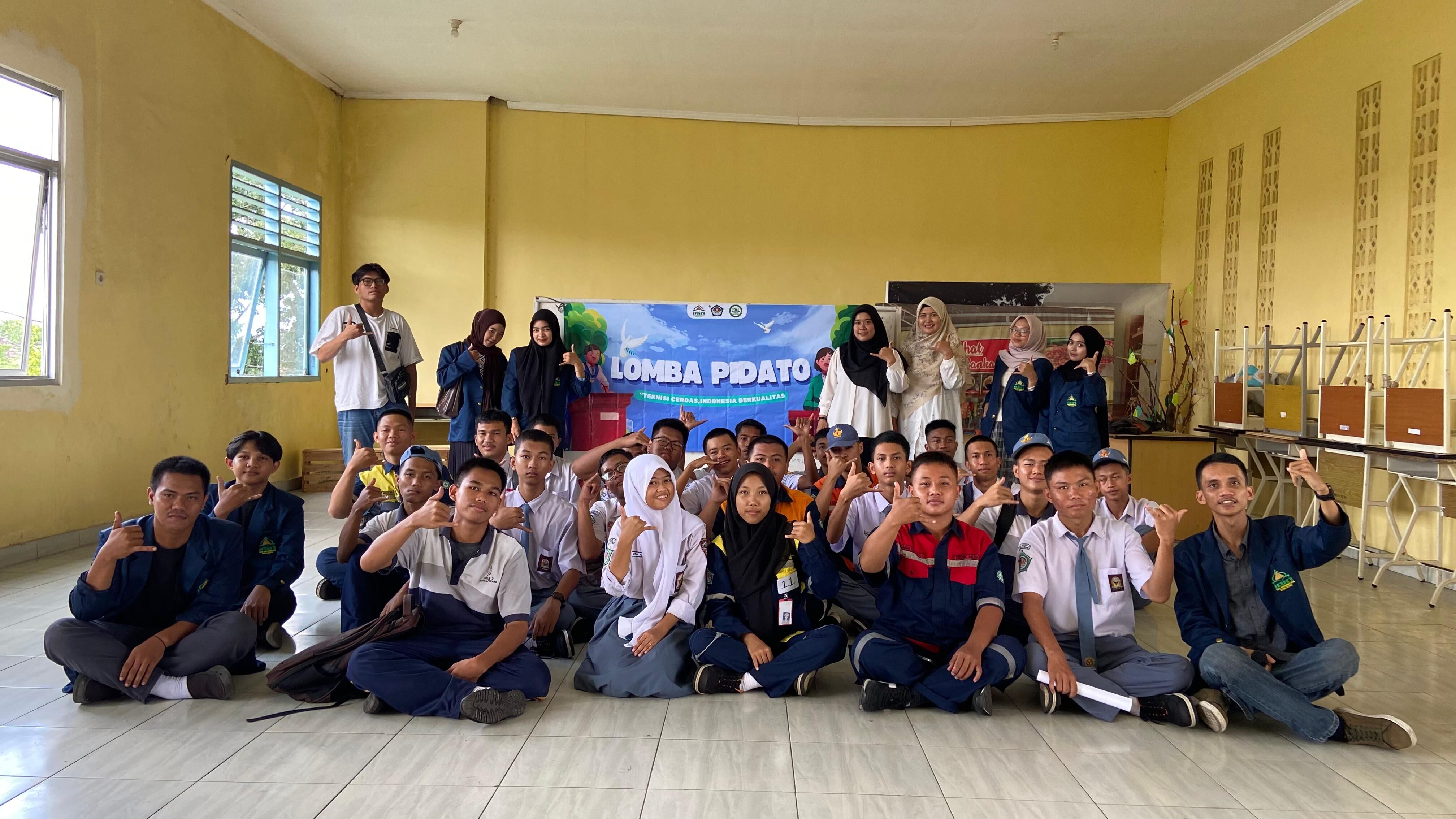 Mahasiswa KPI IAIN SAS Babel Bersama SMK Negeri 2 Pangkalpinang adakan Lomba Pidato