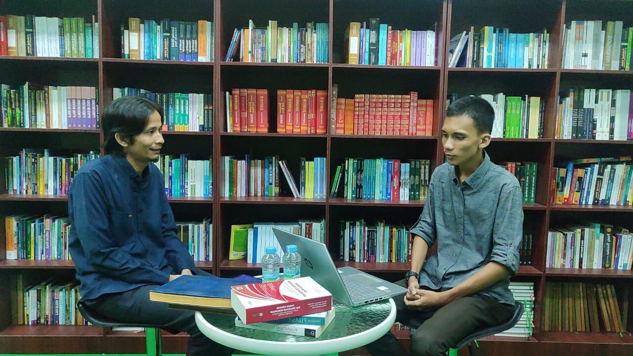 Mahasiswa Prodi KPI Semester 4 Gelar Podcast Bersama Direktur FDKI Mengaji