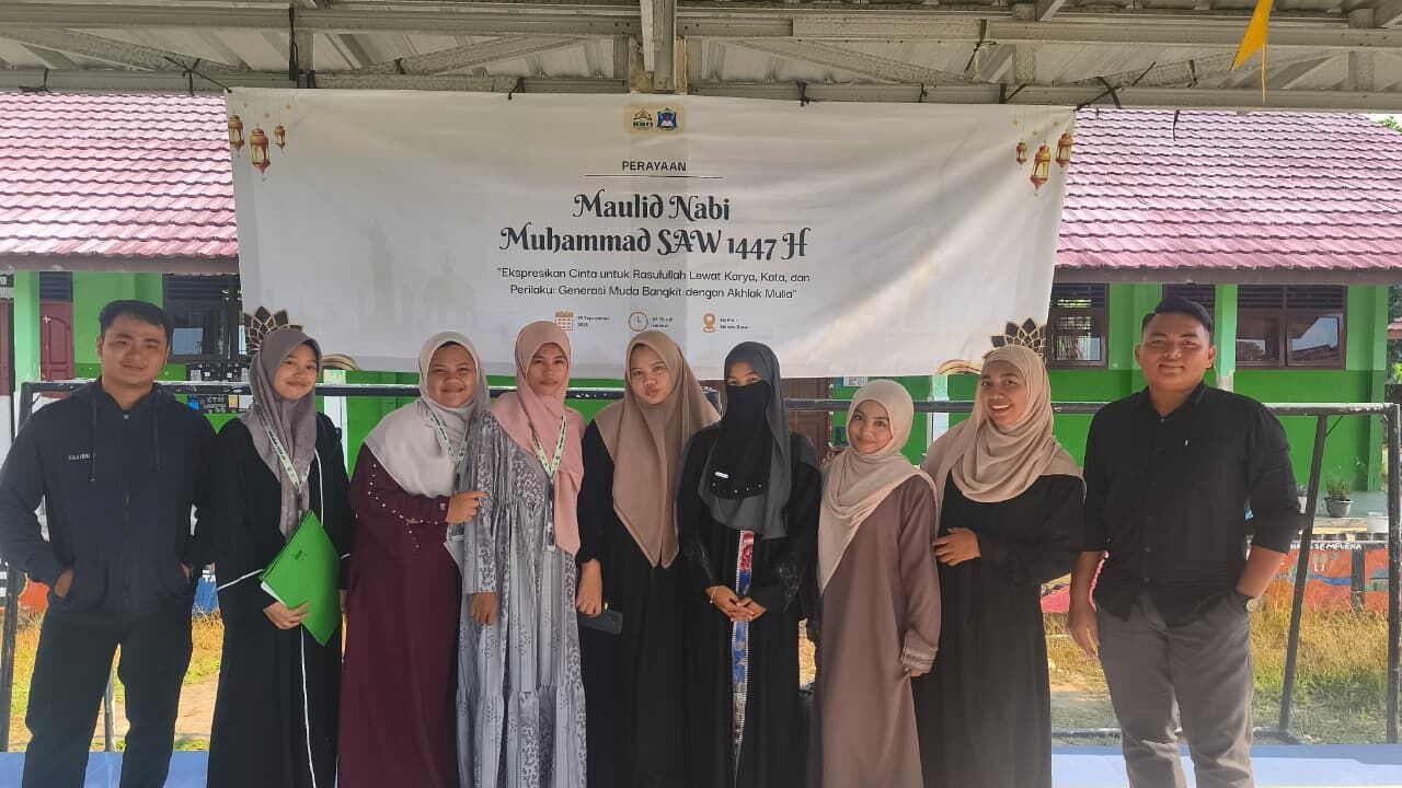 Mahasiswa PPLK II IAIN SAS Babel Gelar Lomba Peringati Maulid Nabi Muhammad SAW di SMP Negeri 1 Mendo Barat