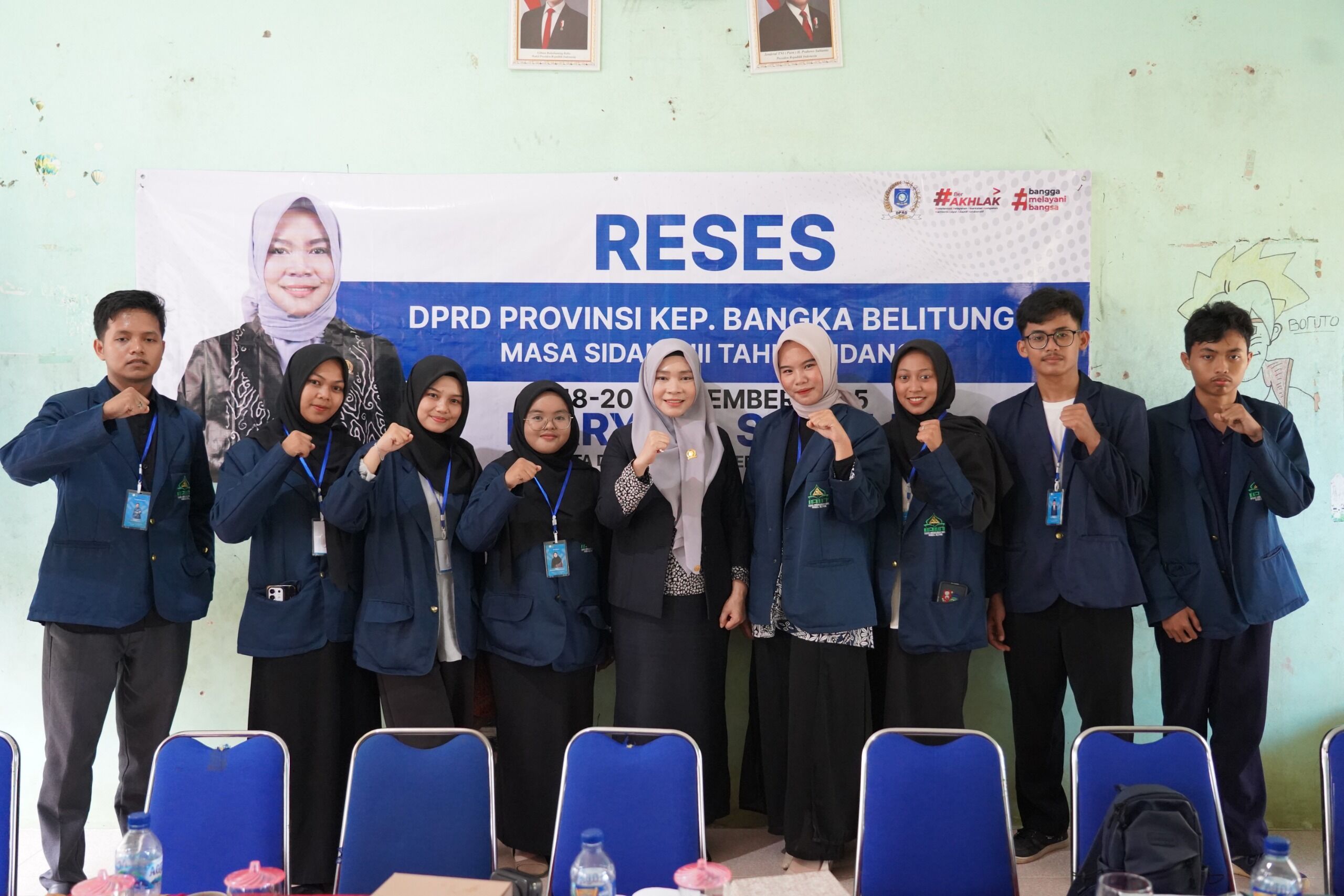 Mahasiswa PPLK II IAIN SAS Babel Ikut Serta dalam Kegiatan Reses DPRD Babel di SMA Negeri 2 Mendo Barat