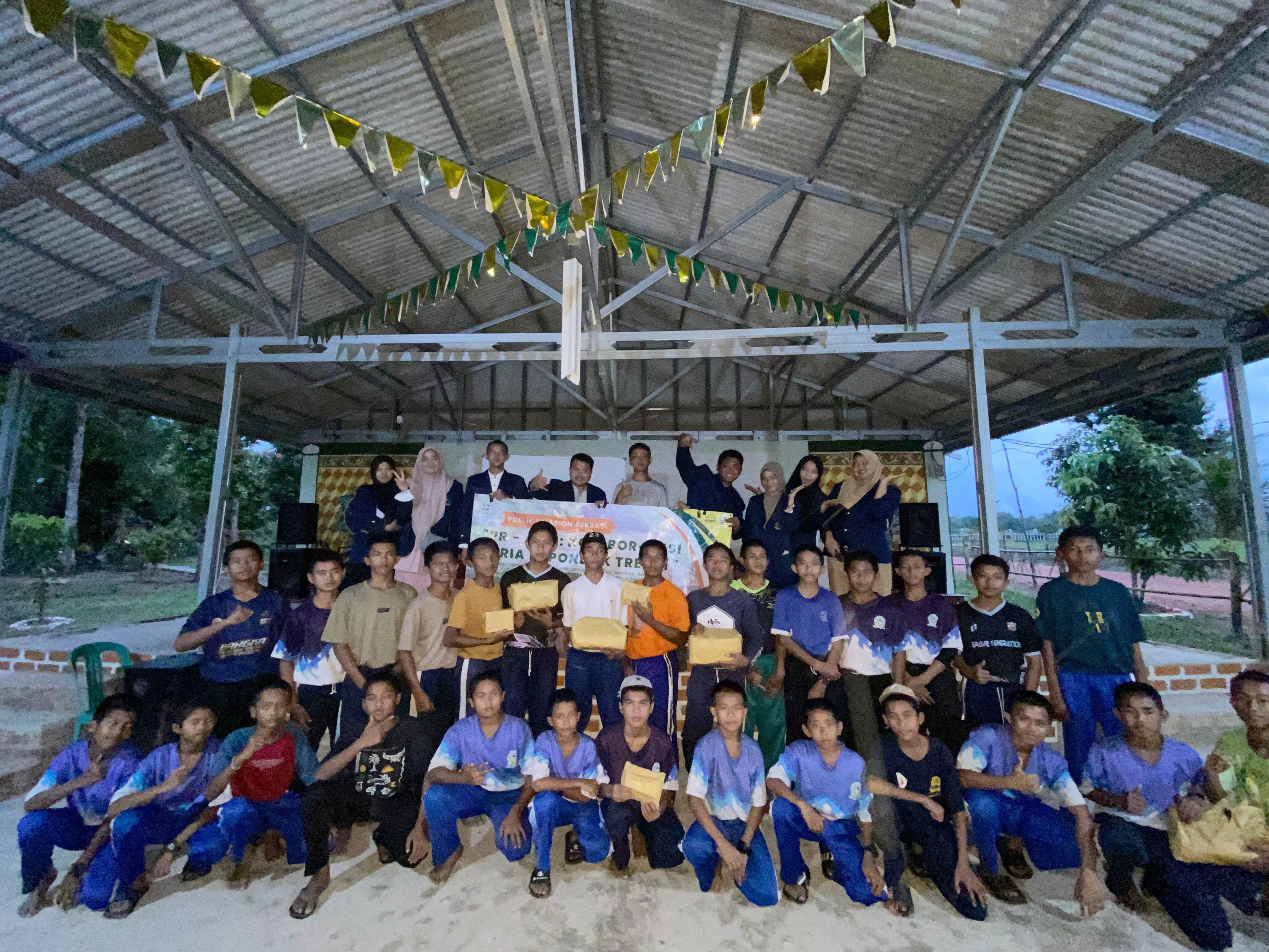 Mahasiswa Prodi KPI Sukses Gelar PR- Aksi : Kolabor – Aksi Ceria Di Pondok Trendi