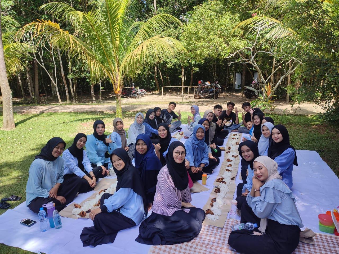 Mahasiswa Prodi  Psikologi Islam lakukan Perkuliahan Outdoor.