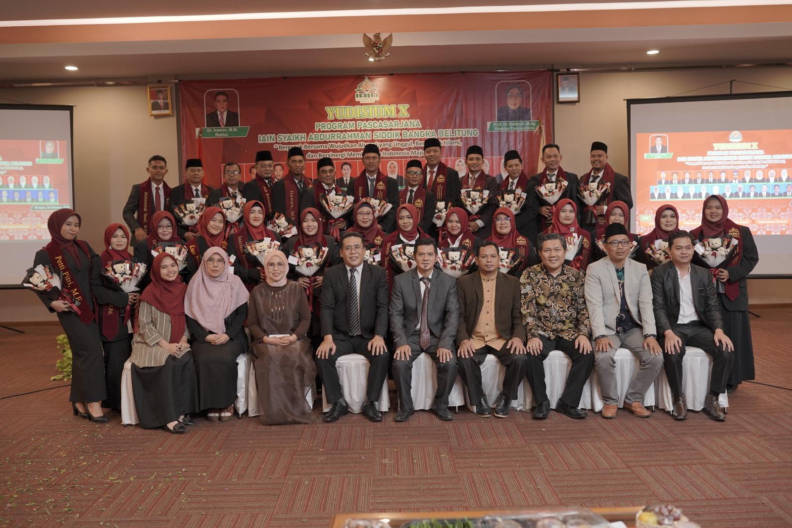 Pascasarjana IAIN SAS Babel Gelar Yudisium Ke-  X, 27 Mahasiswa Raih Gelar Magister