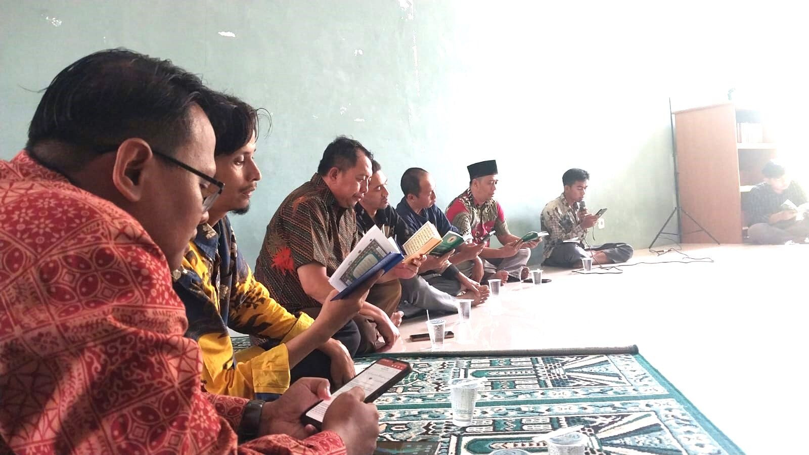 Pengurus Mushalla GSG IAIN SAS Babel Kembali adakan Yasinan dan doa Bersama