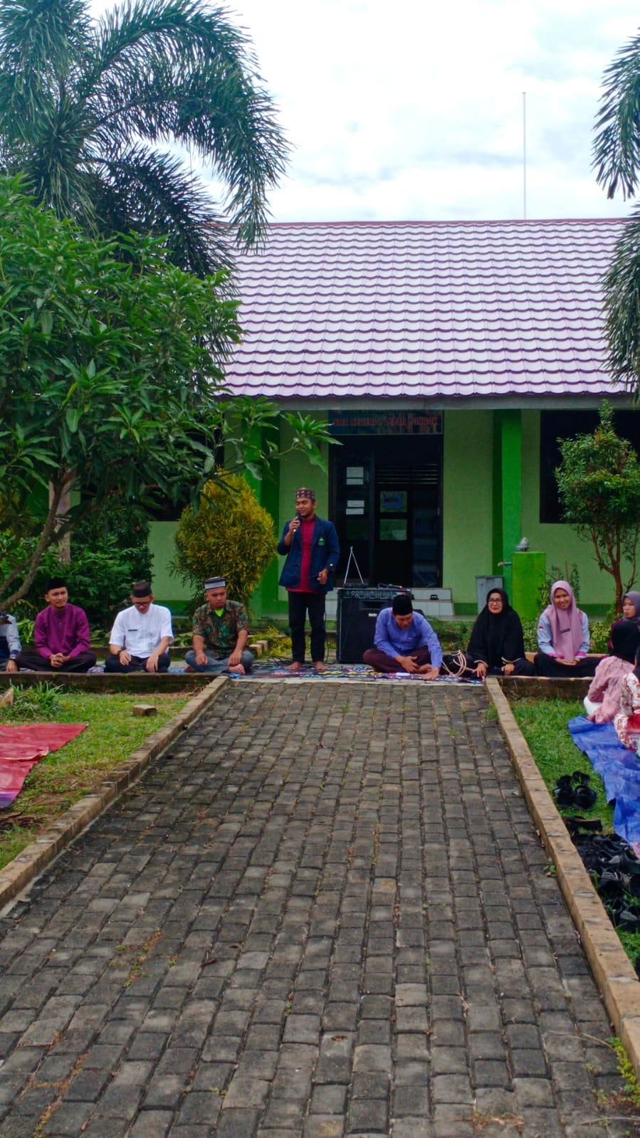 Mahasiswa KKN Peringati Maulid Nabi Muhammad SAW Bersama SMAN I Lepar Pongok