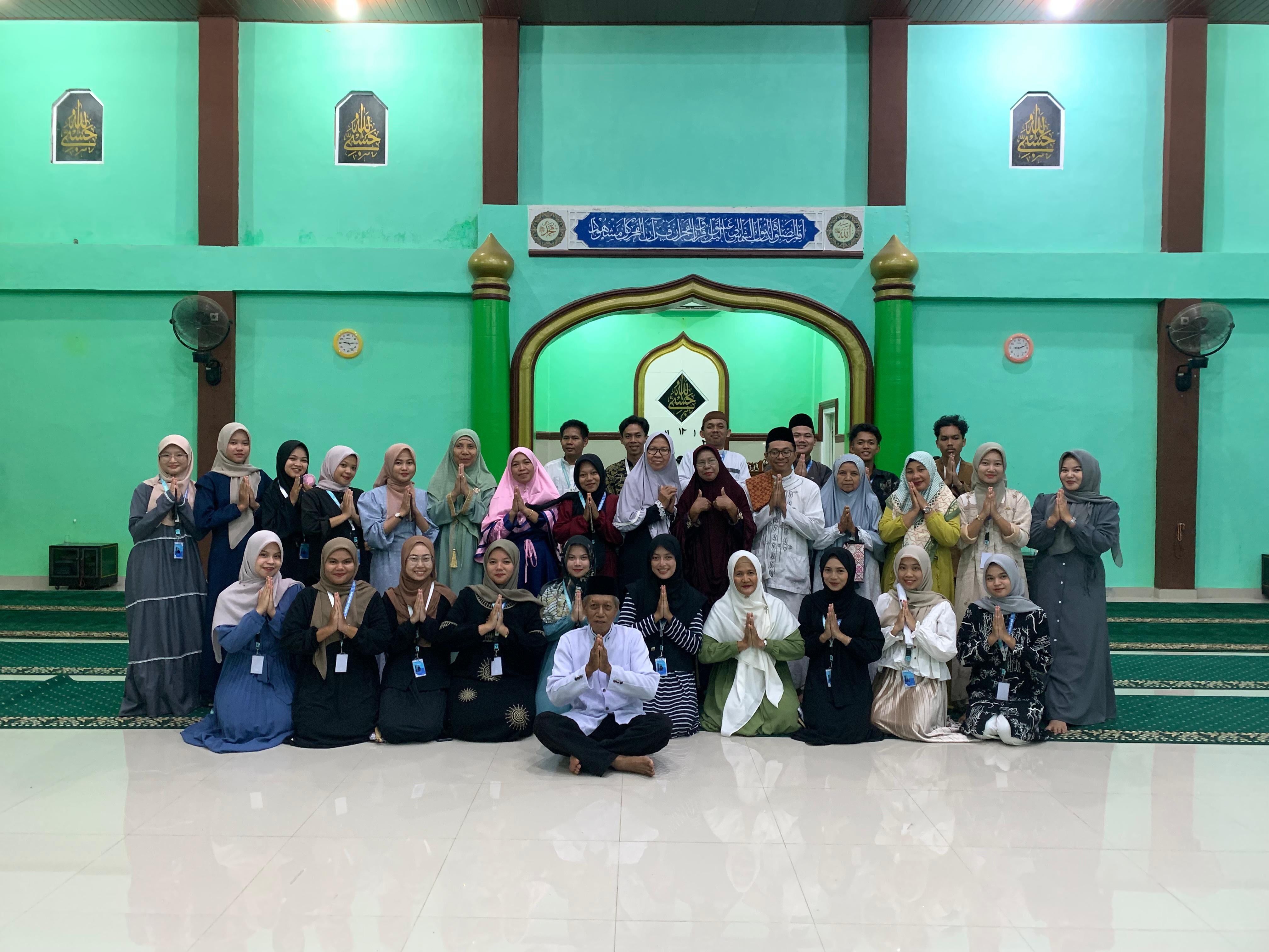 Peringati Tahun Baru Islam 1446 H, Mahasiswa KKN IAIN SAS Babel Undang Ustadz Heru Purnomo Hasido