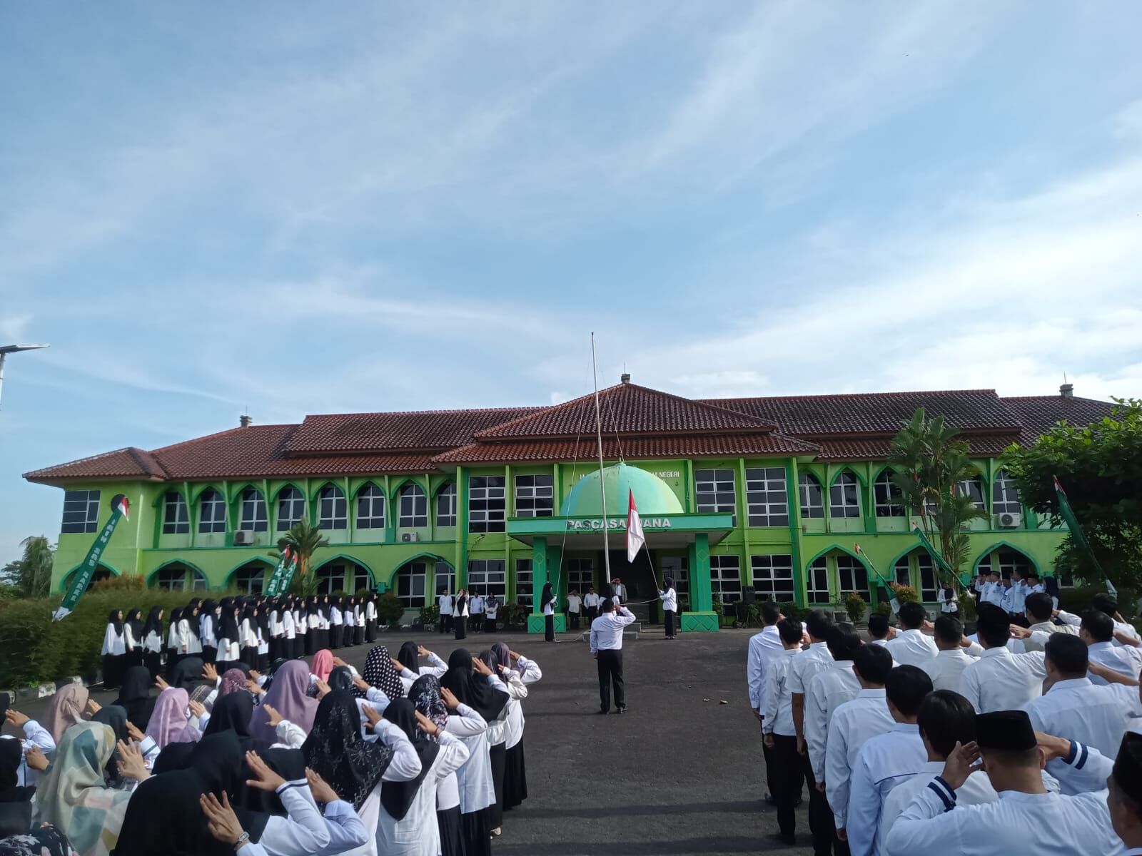 Peringati Hari Pahlawan, Wakil Rektor III Ajak Tanamkan Nilai Kepahlawanan