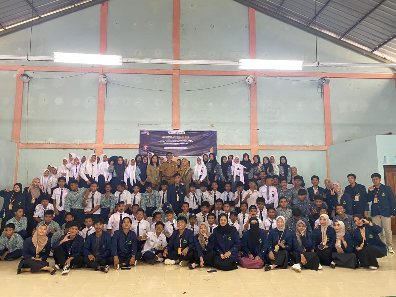 Peserta KKN IAIN SAS Babel di Desa Cendil Gelar Seminar Narkoba