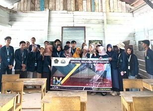 Peserta KKN IAIN SAS Babel Kunjungi Salah Satu Tokoh dalam Film Laskar Pelangi