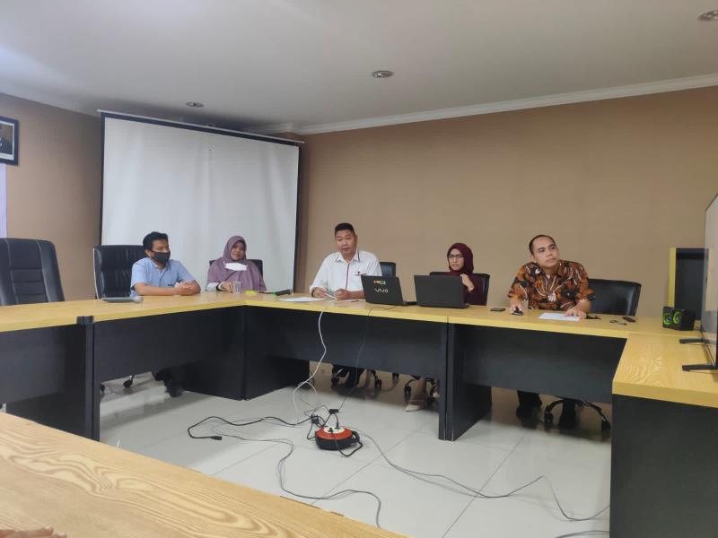 Tim Analis Kepegawaian yang hadir dalam kegiatan ini terdiri dari Inggi Irandy, S.Kom., M.M., Heriyadi, S.E., M.M., Isni Yarti, S.E., M.M., dan Andry Krisno Awibowo, S.Kom