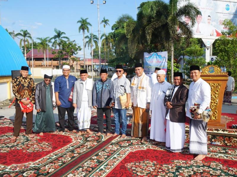 Foto Bersama Walikota Pangkalpinang Dr. H. Maulan Aklil, S.IP., M.Si 
