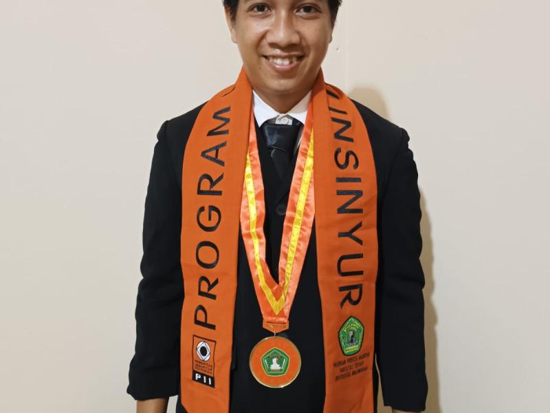 Dosen FSEI IAIN SAS Babel Raih Gelar Insinyur, Satu-satunya Dari Bangka Belitung