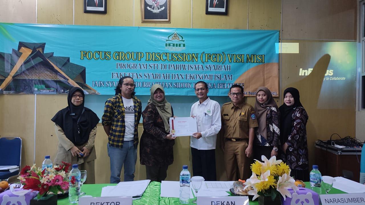 Prodi Pariwisata Syariah Selenggarakan Focus Group Discussion Visi, Misi dan Kurikulum