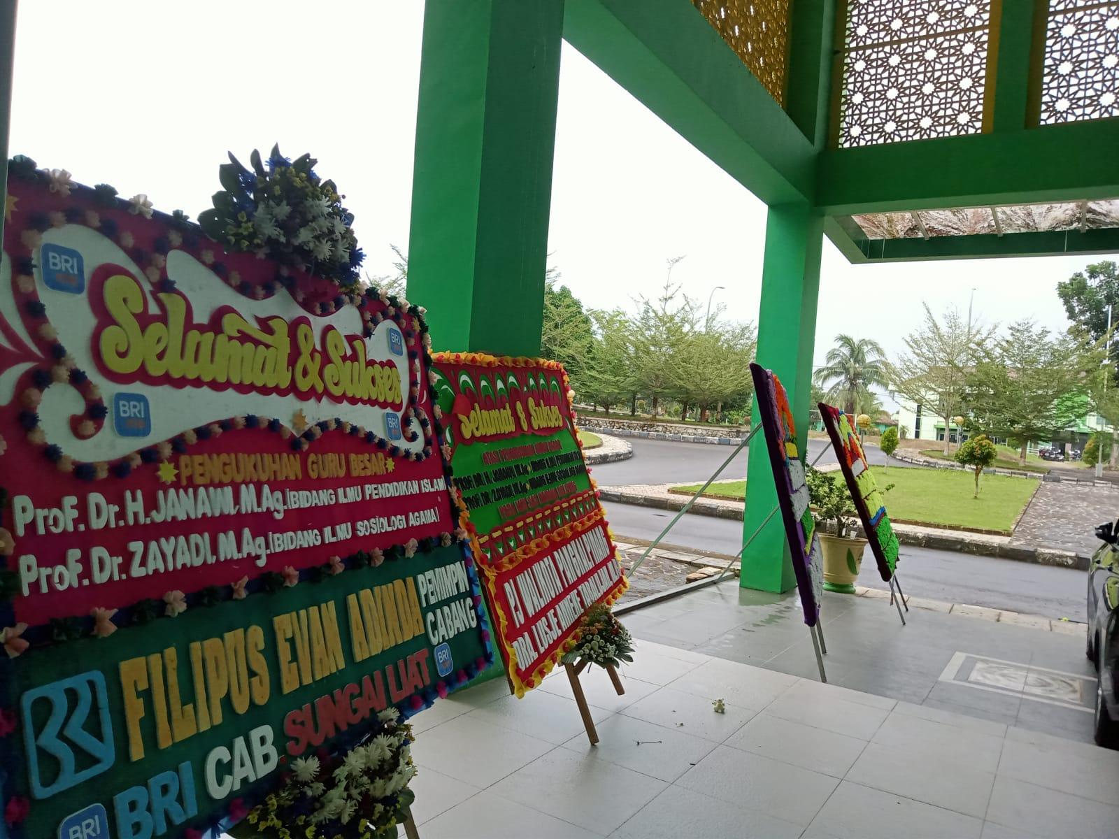 Puluhan Karangan Bunga Banjiri Pengukuhan Guru Besar IAIN SAS Babel