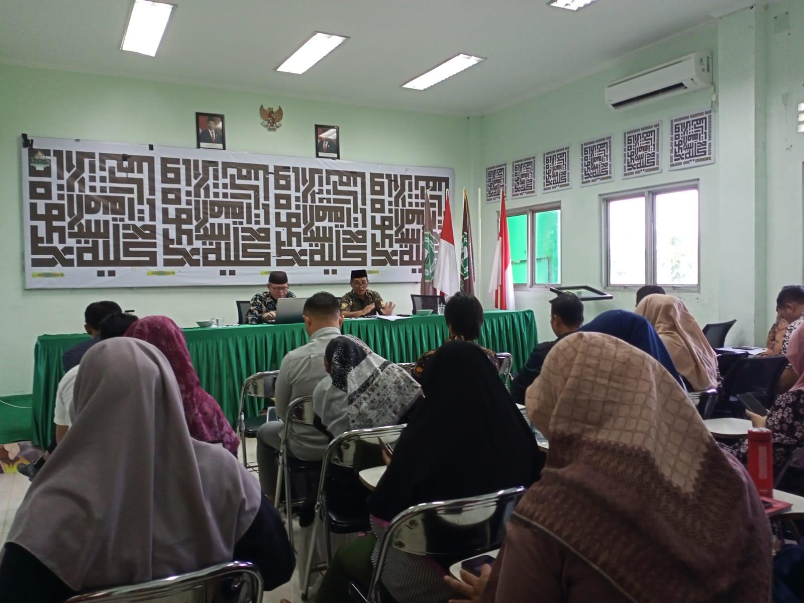 Jelang Kuliah Perdana , FDKI IAIN SAS Babel Adakan Rapat Dosen