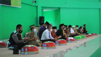 275 Dulang Tersaji dalam Perayaan Dies Natalis Ke-17 IAIN SAS Babel