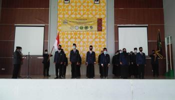 Dekan Lantik SEMA, DEMA  dan HIMA Fakultas Syariah dan Ekonomi Islam Periode 2021-2022