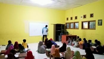 Mahasiswa KKN IAIN SAS Bangka Belitung Beri Pembelajaran Pada TPA AN -Nur Dusun Tanah Merah