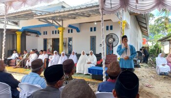 Dua Dosen IAIN SAS Babel Sampaikan Tausiyah dalam Acara Pelepasan Calon Jamaah Haji di Pangkalberas Bangka Barat