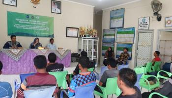 Gelar Pengabdian Masyarakat, Tim Dosen IAIN SAS Babel Berikan Pelatihan Pembuatan Batako dan Paving Block di Dusun Muntabak