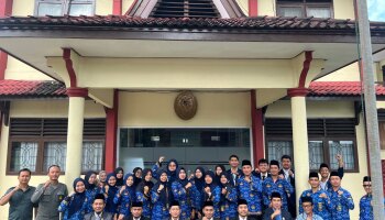 Enam Mahasiswa PKL FSEI IAIN SAS Babel Ikut Serta Upacara Hari Kesaktian Pancasila di Pengadilan Agama TanjungPandan