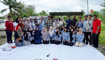 Family Gathering “Makan Besak” FSEI IAIN SAS Babel Pererat Silaturahmi Civitas Akademika