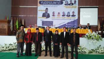 Gelar Yudisium Ke VI, Fakultas Tarbiyah Kukuhkan 160 Sarjana Baru
