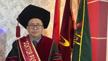 Kepala Biro AUAK IAIN SAS, Yayat Supriyadi Raih Gelar Doktor Manajemen Pendidikan Islam