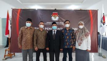 Ketua KPU RI Lantik Dosen IAIN SAS Bangka Belitung Jadi Anggota PAW KPU Pangkalpinang