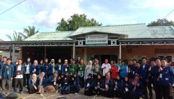 Perangkat Desa Tanjung Sangkar Sambut Hangat KKN Moderasi Beragama Mahasiswa IAIN SAS Babel