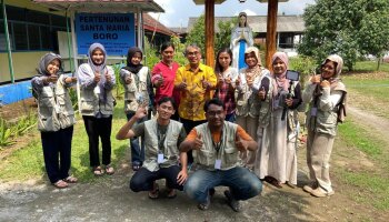 KKN Nusantara Kelompok 17 Angkat Warisan Tenun Sancta Maria Boro dari Semak ke Dunia Digital