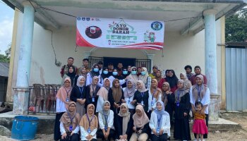 Mahasiswa KKN IAIN SAS Babel Gandeng PMI Gelar Check Up Kesehatan dan Donor Darah di Desa Pusuk