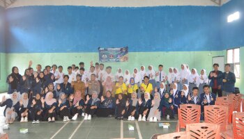 Mahasiswa KKN IAIN SAS Babel Gelar Seminar Tentang Bahaya Narkoba Berkolaborasi  dengan Kapolsek dan Puskesmas Tempilang